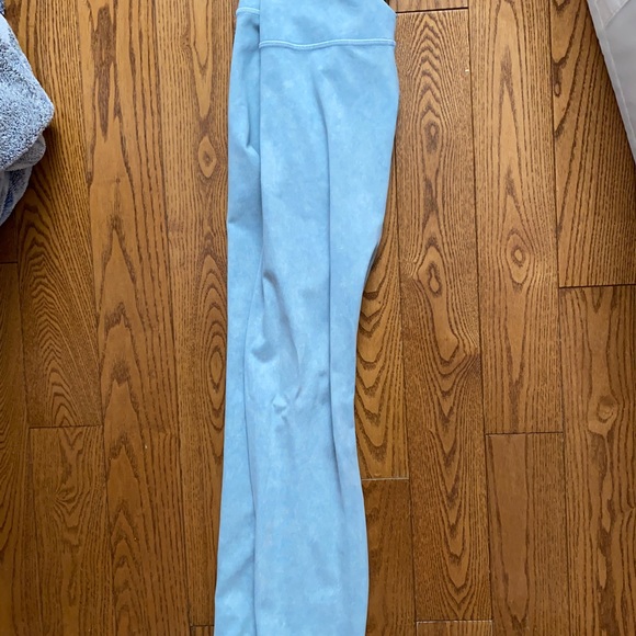 Light blue lululemon leggings - Picture 1 of 2